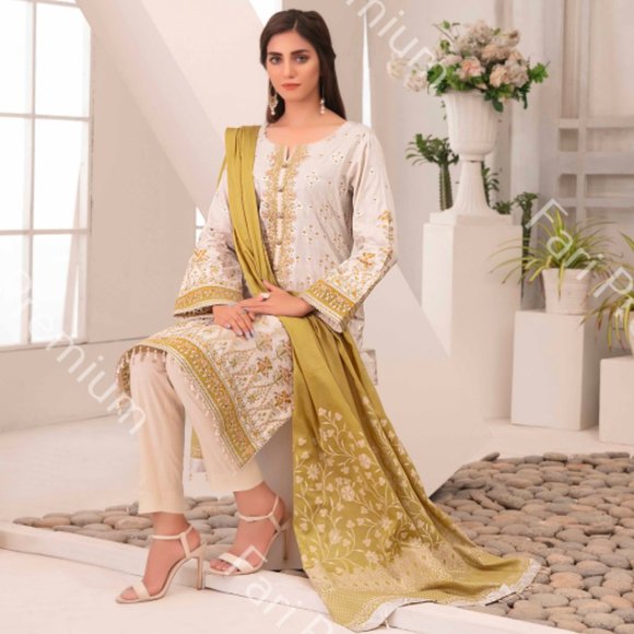 Large Pakistani Fancy Embroidered Jacquard Cotton Broshia Banarsi Shalwar Kameez - Picture 2 of 11